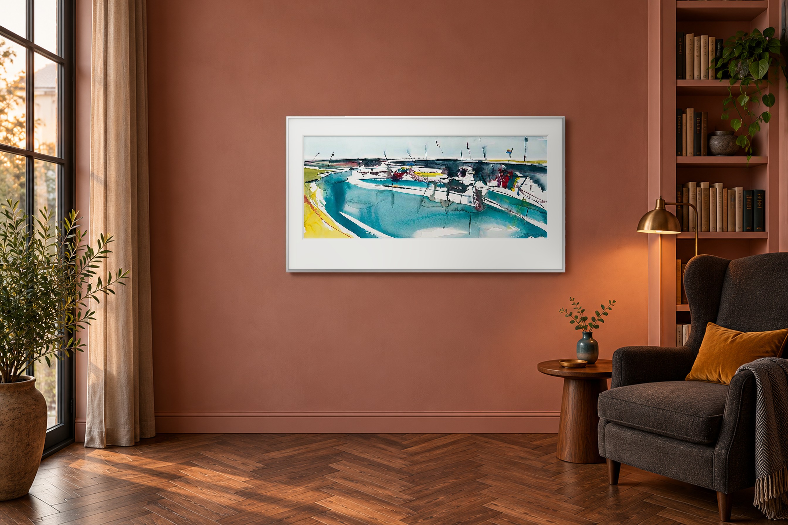 Impressie: # 7297 van Johan Meeske in een intieme leeshoek met kleiroze wand, wollen fauteuil en gerookt eiken parket.