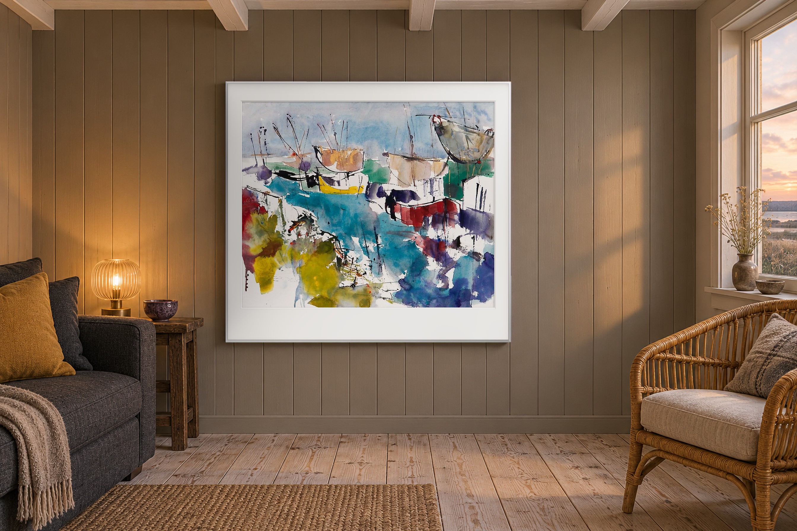 Impressie: # 5226 van Johan Meeske in een Waddenkamer met warmgrijze lambrisering, rotan en zacht avondlicht.