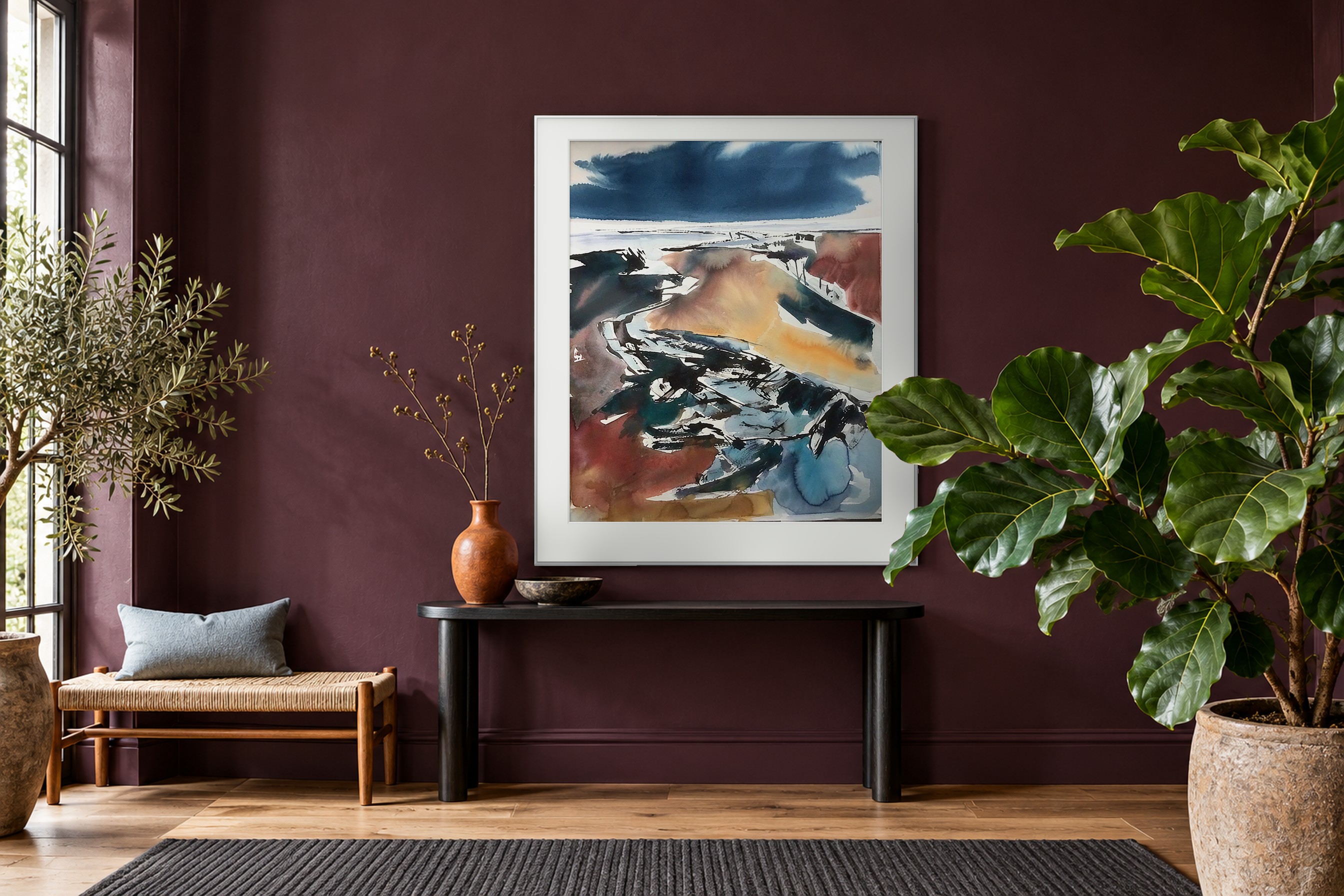 Impressie: Waddenlandschap, Holwerd van Johan Meeske in een royale auberginekleurige hal met essen vloer, slanke console en olijfboom.